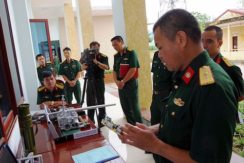 Học Bác xây dựng lực lượng vững mạnh toàn diện