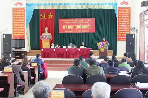 Kỳ họp thứ 10, HĐND huyện Mai Sơn và Yên Châu, nhiệm kỳ 2016 - 2021