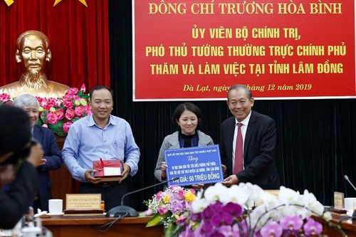 Phó Thủ tướng Thường trực Trương Hòa Bình làm việc tại Lâm Đồng