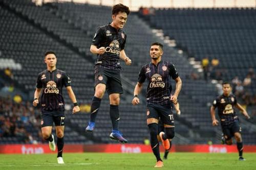 Xuân Trường ghi bàn đẹp nhất Thai League