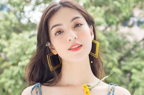 Nhan sắc tuổi 19 của MC VTV đóng Hồng 'Mắt biếc'