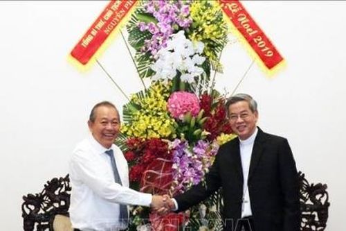 Phó Thủ tướng Trương Hòa Bình chúc mừng giáng sinh tại TP Hồ Chí Minh và Tiền Giang