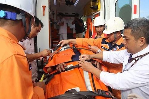 Cứu thuyền viên nước ngoài bị xuất huyết não trên biển