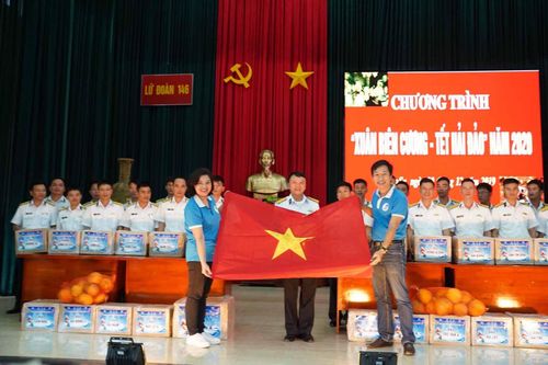 Tổ chức Chương trình 'Xuân Biên cương-Tết hải đảo' năm 2020
