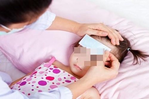 Mùa cúm bùng phát, bác sĩ nhi khuyến cáo cha mẹ phải tuân thủ thật nghiêm khắc 5 cách chống lây nhiễm cúm sau
