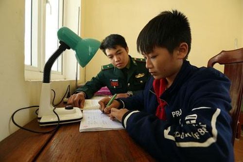 Con nuôi của đồn biên phòng và những tấm lòng nơi biên cương Tổ quốc
