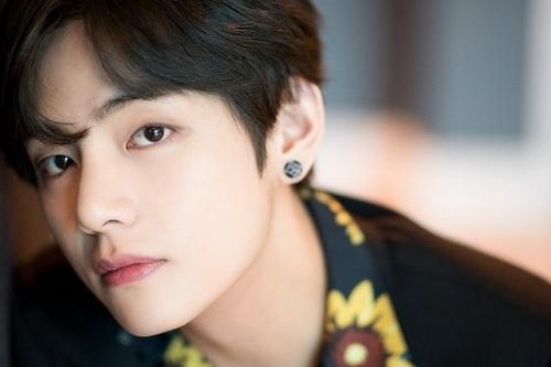 Jin BTS ngày đêm thả thính trên Weverse nhưng chưa chắc bằng một câu này của V