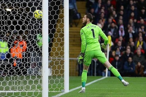 Watford hạ gục Man United 2-0