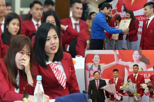 Xúc động lễ tặng thưởng VĐV điền kinh đạt thành tích cao tại SEA Games 30