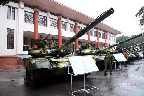 Bộ đôi xe tăng, xe bọc thép mạnh nhất Việt Nam tụ hội trong ngày đặc biệt