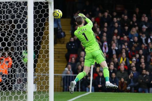 De Gea sai lầm tai hại, MU thua thảm Watford