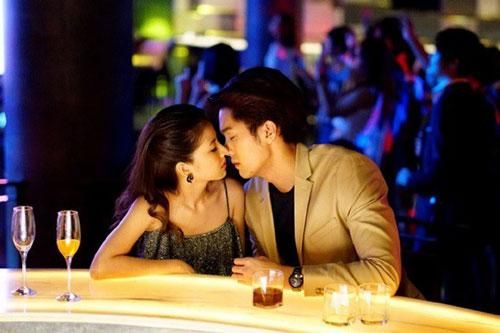 Chồng trộm 10 cây vàng của vợ để mua xe cho người tình, ngờ đâu lúc bán mới tái mặt biết đó vàng giả, kinh khủng hơn là 'đòn ra tay' tiếp theo của vợ