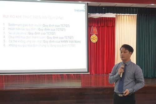 Vietcombank Khánh Hòa: Tập huấn phòng, chống rủi ro trong thanh toán thẻ