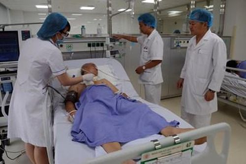 'Chạy đua' vì tính mạng, sức khỏe người bệnh