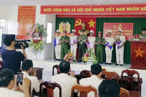 Điều động 14 Công an chính quy đảm nhận chức danh CAX