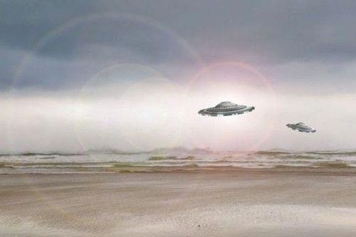 Vén màn bí ẩn cuộc chạm trán với UFO của phi công Mỹ