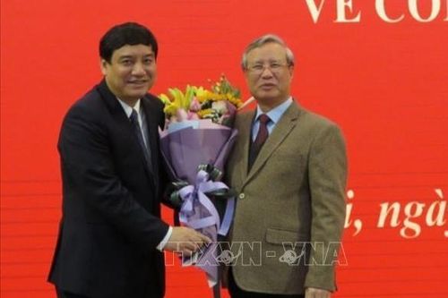 Ông Nguyễn Đắc Vinh thôi giữ chức Bí thư Tỉnh ủy Nghệ An, để làm Phó Chánh Văn phòng Trung ương Đảng