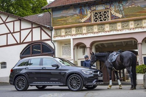 Mercedes-Benz GLC 300 bản nâng cấp chốt giá 2,56 tỷ đồng tại Việt Nam