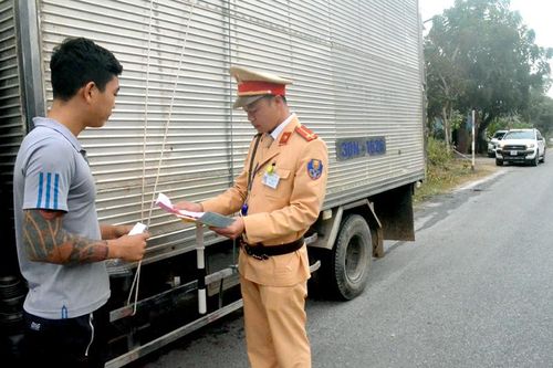 Bảo đảm an toàn giao thông trong dịp Tết và Lễ hội xuân