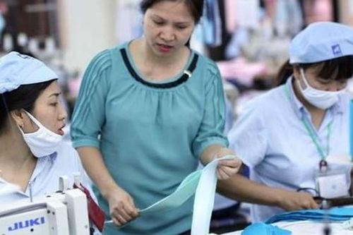 Thời điểm nào chị em làm đến năm 60 tuổi thì được nghỉ hưu?