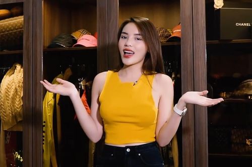 Kỳ Duyên đập hộp hàng hiệu hơn 200 triệu đồng