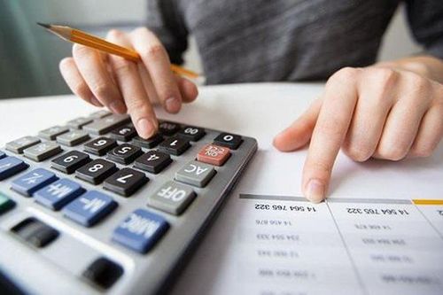 Kế toán 'vồ' án vì tham ô