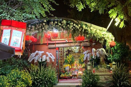 Bí ẩn ngôi miếu bên sông khiến nam thanh nữ tú Hà Nội tìm đến mỗi ngày
