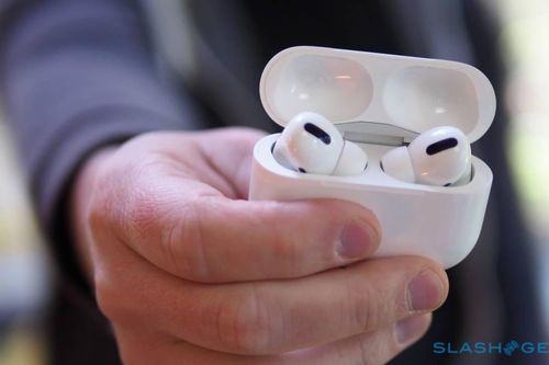 Tai nghe AirPods có thể phá kỷ lục doanh số 'khủng khiếp' của iPod năm 2007