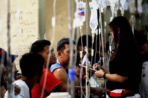 Ít nhất 11 người chết, 300 người nhập viện sau khi uống rượu dừa tại tiệc Giáng sinh