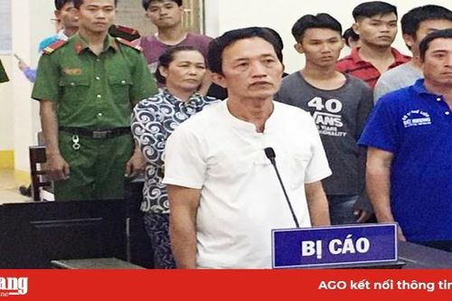 Dùng hung khí nguy hiểm đánh người
