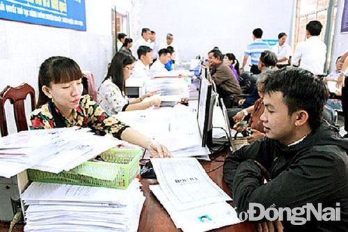Đẩy mạnh thực hiện kỷ cương hành chính công vụ