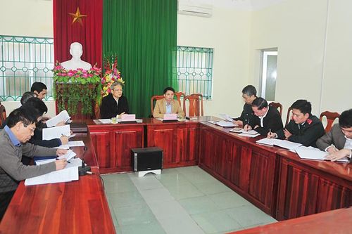 Chủ tịch UBND tỉnh Phạm Minh Huấn đối thoại với công dân