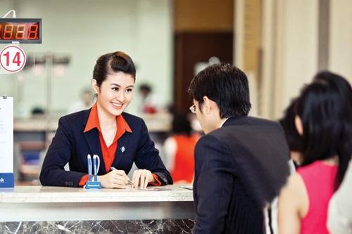 Phân tích các yếu tố tác động đến hiệu quả hoạt động của hệ thống ngân hàng thương mại Việt Nam hiện nay