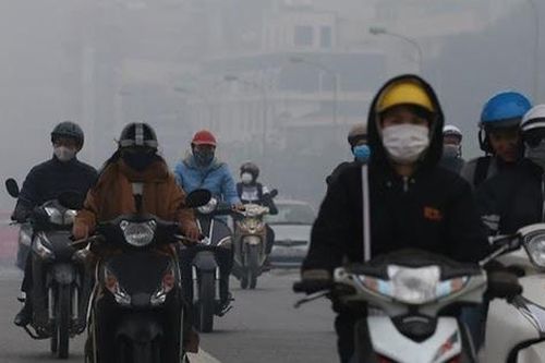 Hà Nội: Sương mù bao phủ dày đặc, các tòa nhà cao tầng bất ngờ 'biến mất'
