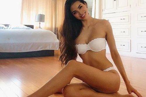 Hơn 1 năm sang Mỹ theo bạn trai, cuộc sống giàu có đến khó tin của Hoa hậu Phạm Hương khiến nhiều người tò mò