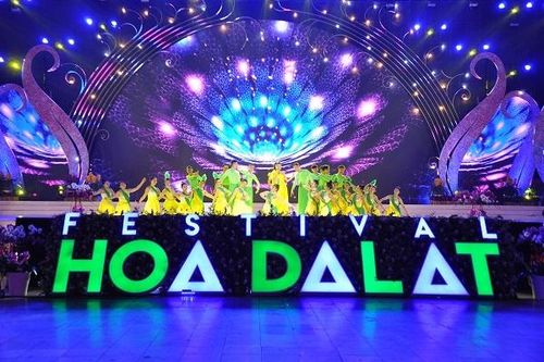 'Vũ hội hoa mùa Đông' chính thức khép lại Festival hoa Đà Lạt