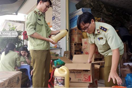 Bán nước xả giả