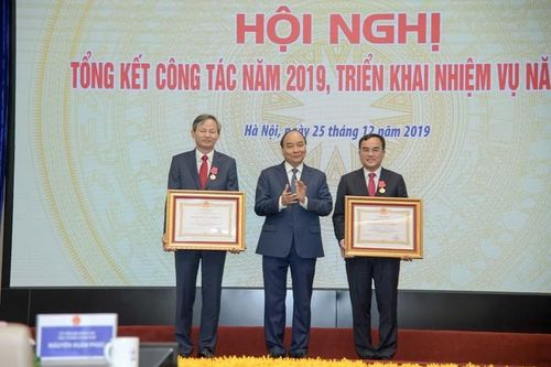 Thủ tướng Nguyễn Xuân Phúc: 'Phải đưa tiết kiệm điện thành phong trào trong toàn dân'