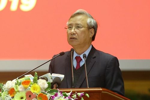'Cán bộ không đủ năng lực chủ động xin nghỉ, đó mới là nêu gương'