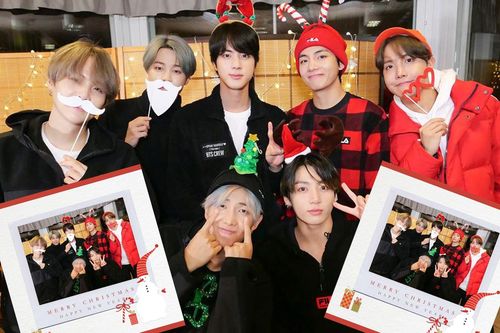 Bật mí sân khấu giáng sinh đặc biệt của BTS trước thềm Gayo Daejun: Jungkook hóa Santa Claus, V hát Jingle Bells