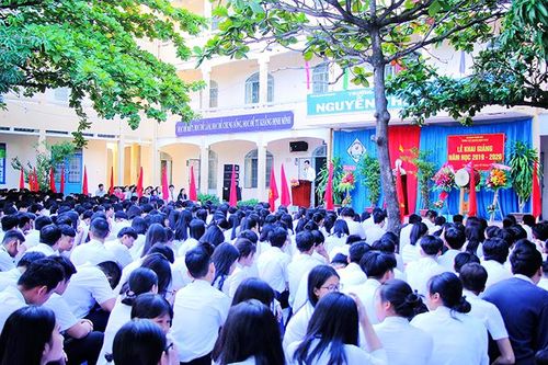 Trường Trung học phổ thông Nguyễn Thiện Thuật: Nâng cao chất lượng dạy và học