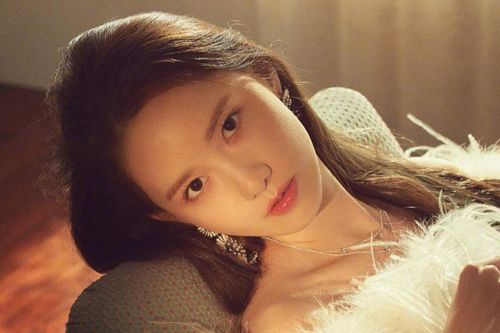 Yoona khoe sắc vóc trên tạp chí nổi tiếng Trung Quốc