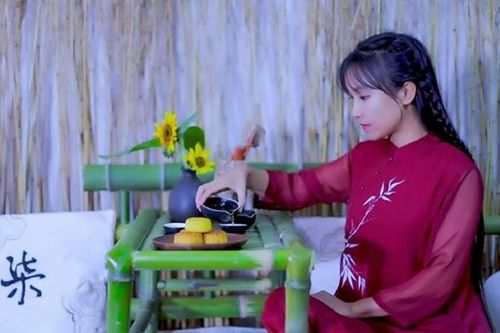 'Tiên nữ' Lý Tử Thất vào top 15 nhân vật ảnh hưởng nhất Trung Quốc