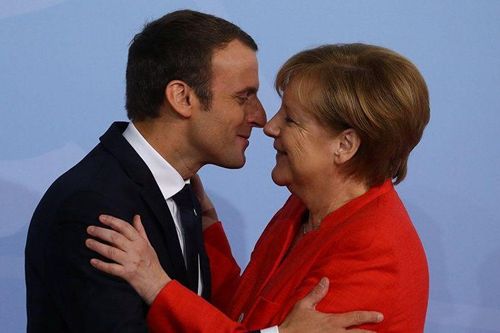 Tiết lộ sự thật: Người Đức ít tin tưởng Thủ tướng Merkel hơn Tổng thống Pháp?