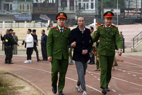 Điện Biên mở phiên sơ thẩm xử lưu động vụ nữ sinh giao gà bị sát hại