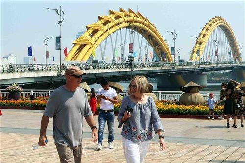 Năm 2020, Đà Nẵng phấn đấu đạt 9,8 triệu lượt khách du lịch