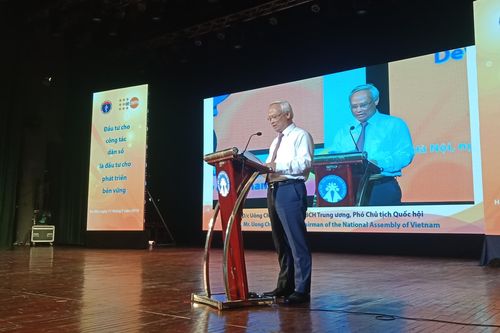 Dân số Việt Nam 'già ở nhóm già nhất'