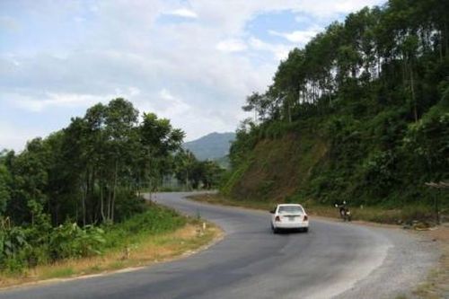 Lào Cai phân làn giao thông trên Quốc lộ 4D từ ngày 27-29/12