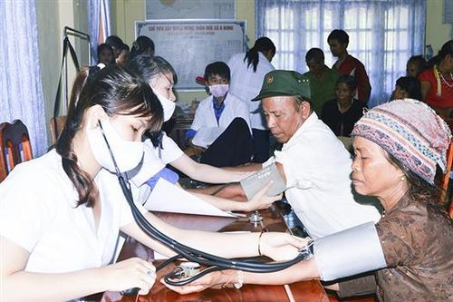 Góp sức trẻ xây dựng quê hương giàu đẹp, văn minh