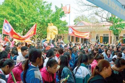 Tập trung giảm sinh để nâng cao chất lượng dân số ở Hướng Hóa